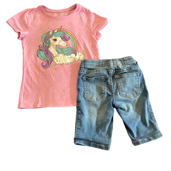The Children’s Place outfit Size 5T - Picture 2 of 4